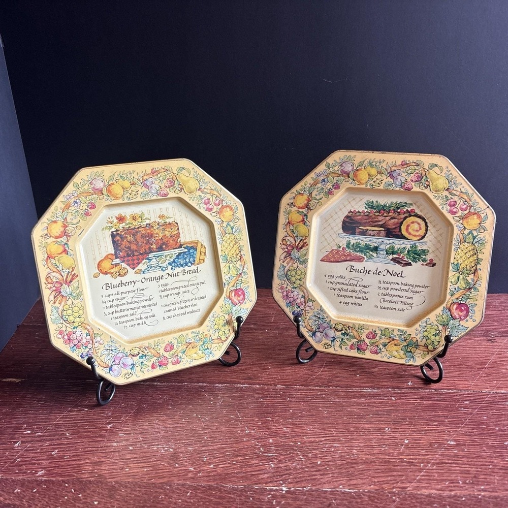 Vtg 1982 Avon Printed Recipe Tin Plates For Hanging England Set of 2 Granny Core